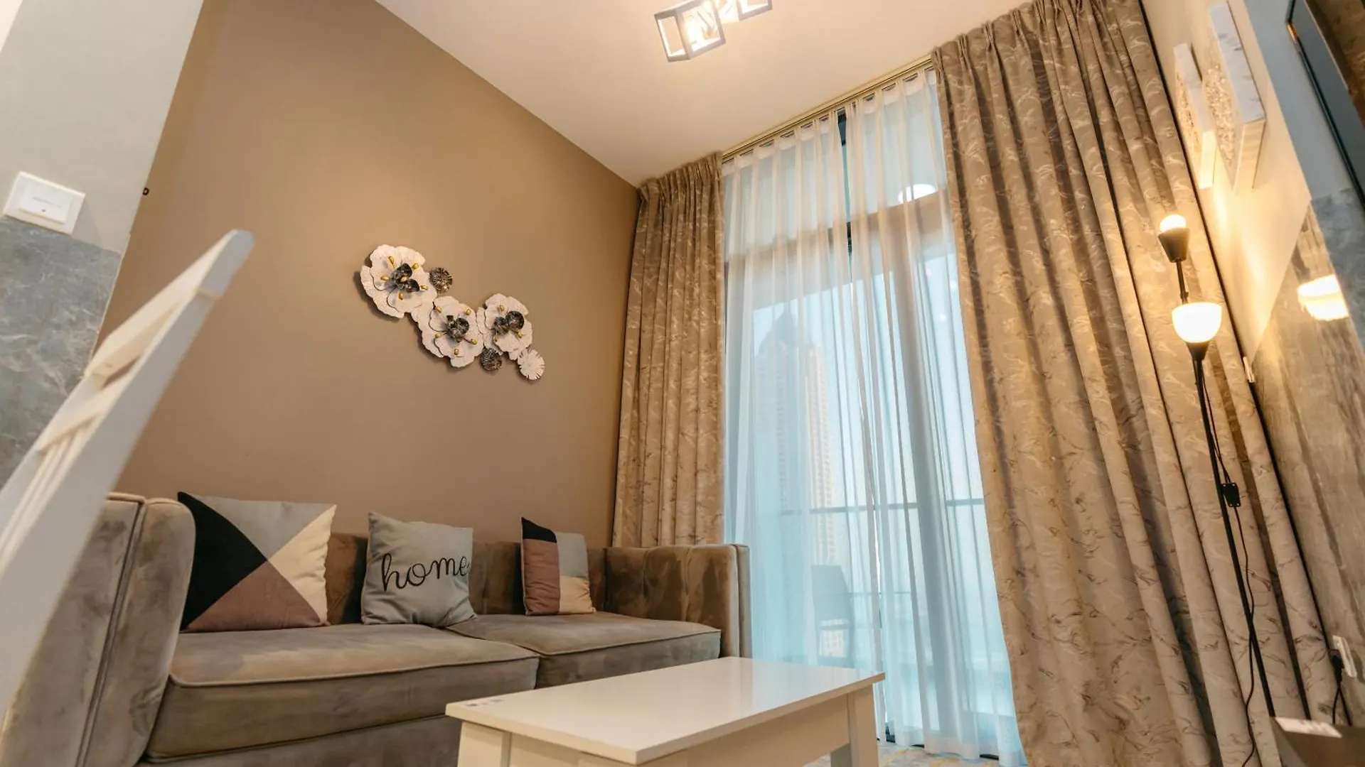 Layali - Elegant 1Br With Balcony & Canal Views Dubai 0*,